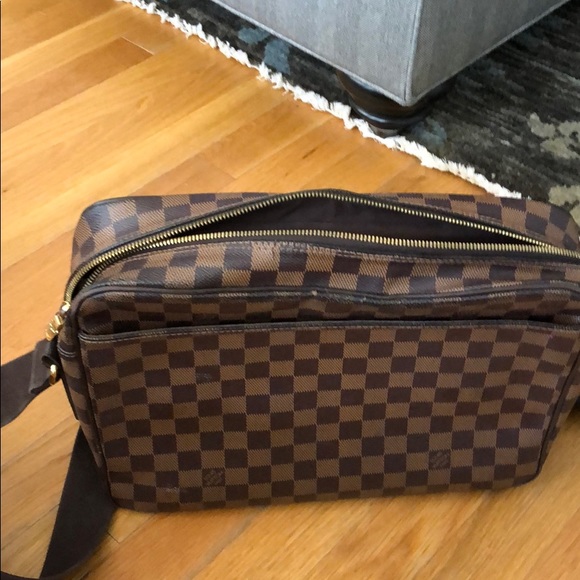 Louis Vuitton messenger bag - Picture 4 of 5
